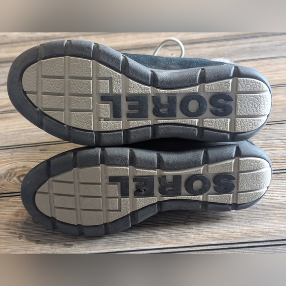 SOREL Explorer Joan Black Snow Boots In Super Condition Size 7 - Picture 3 of 10